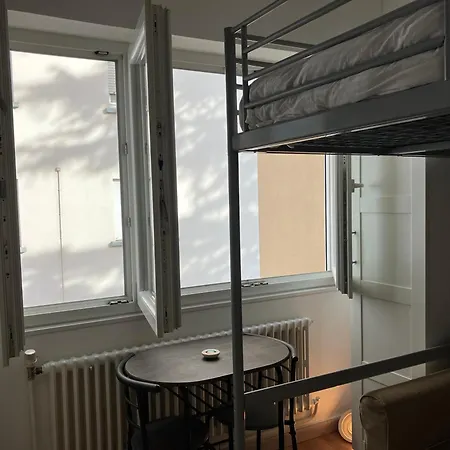 Le Rubens With Balcony 公寓 *
